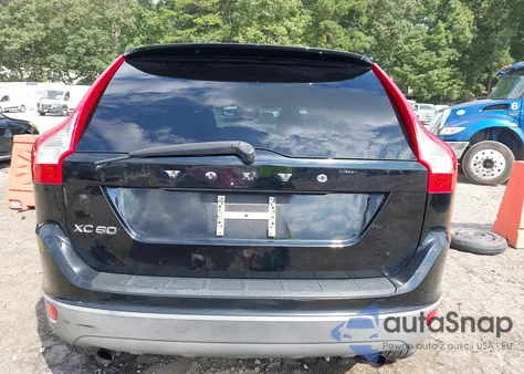 2011 Volvo Xc60 3.2/3.2 R-Design from USA, damaged, VIN YV4952DL1B2163771